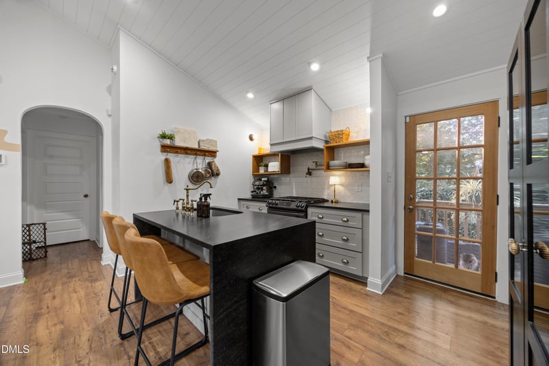 1020 Jones St, Raleigh, NC 27601