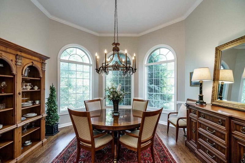 1020 Kennicott Ave, Cary, NC 27513