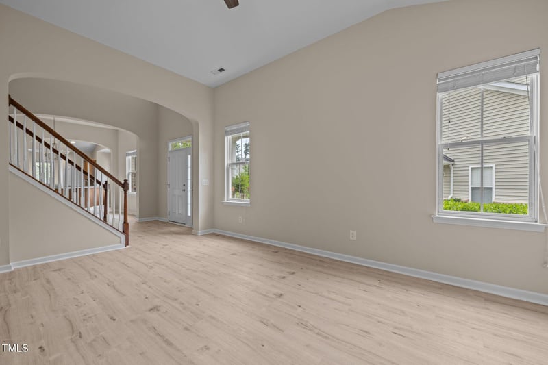 1020 Kingston Grove Dr, Cary, NC 27519