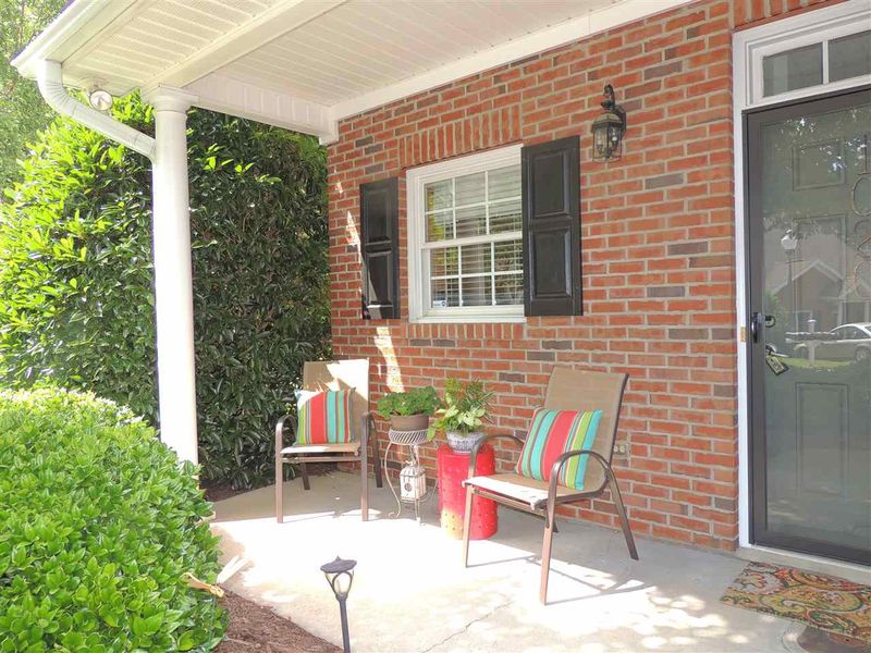 1020 Quiet Woods Pl, Durham, NC 27712
