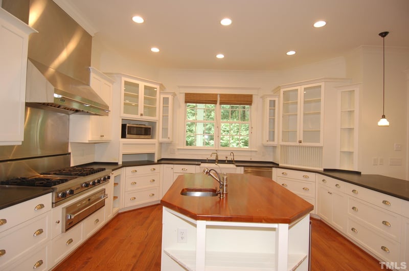 1020 Raindipper Dr, Raleigh, NC 27614