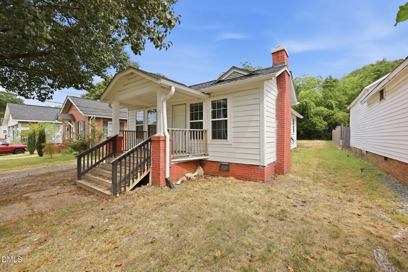 1020 Rainey St, Burlington, NC 27217