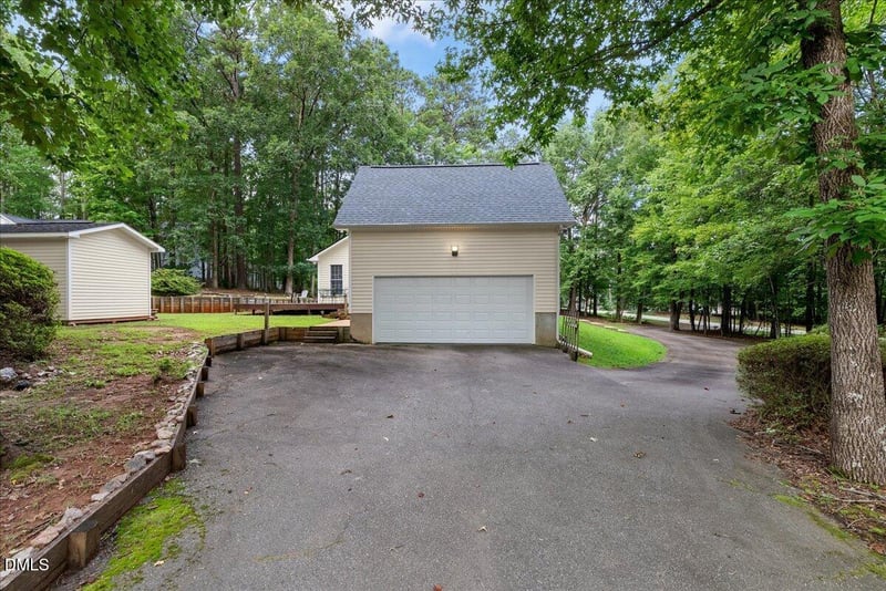 1020 Sagamore Dr, Louisburg, NC 27549