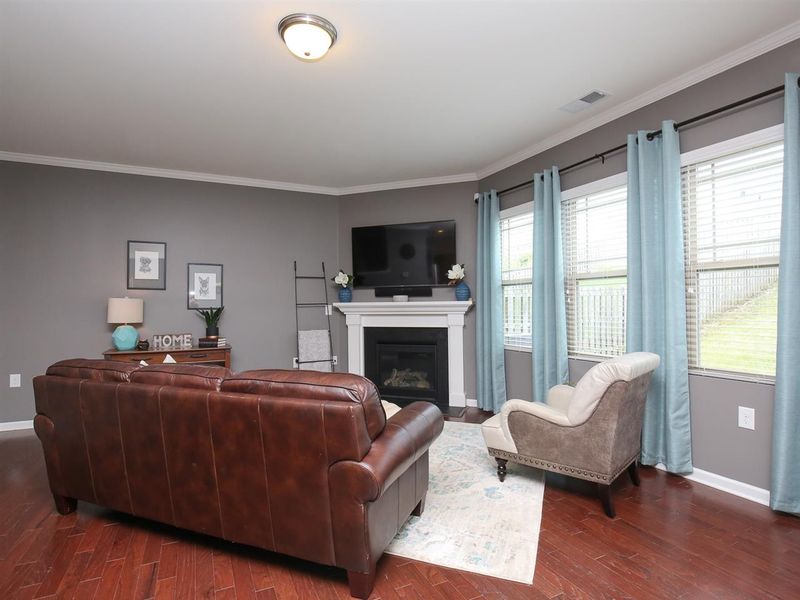 1020 Spacious Skies Ln, Durham, NC 27703