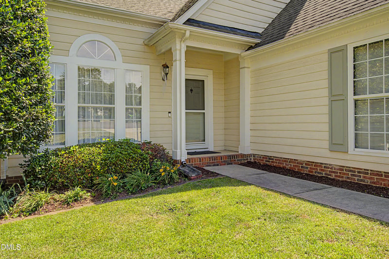 1020 Starkland Way, Holly Springs, NC 27540