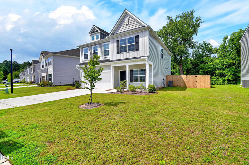 1020 Sumter Pointe Way, Knightdale, NC 27545