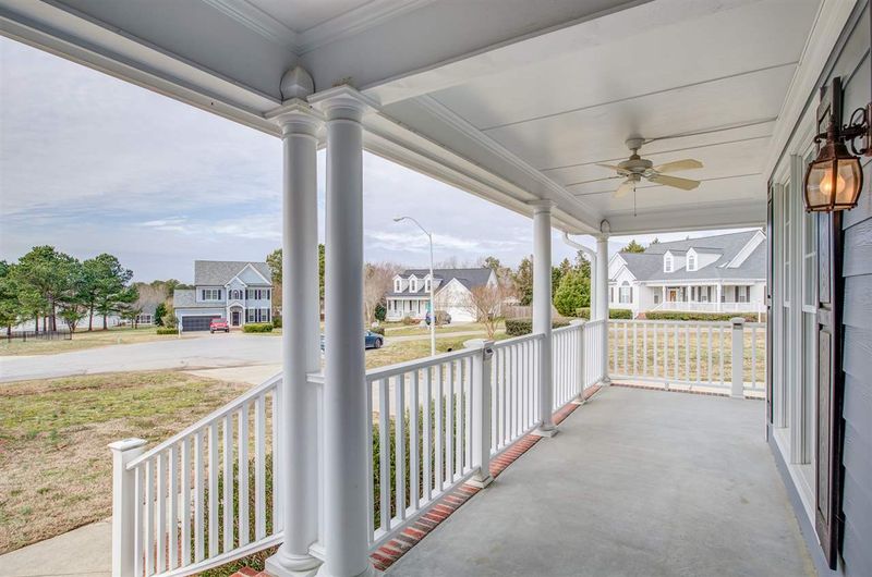 1020 Transom Ct, Raleigh, NC 27603