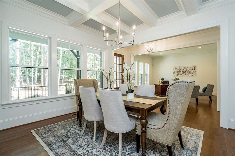10207 Old Creedmoor Rd, Raleigh, NC 27613