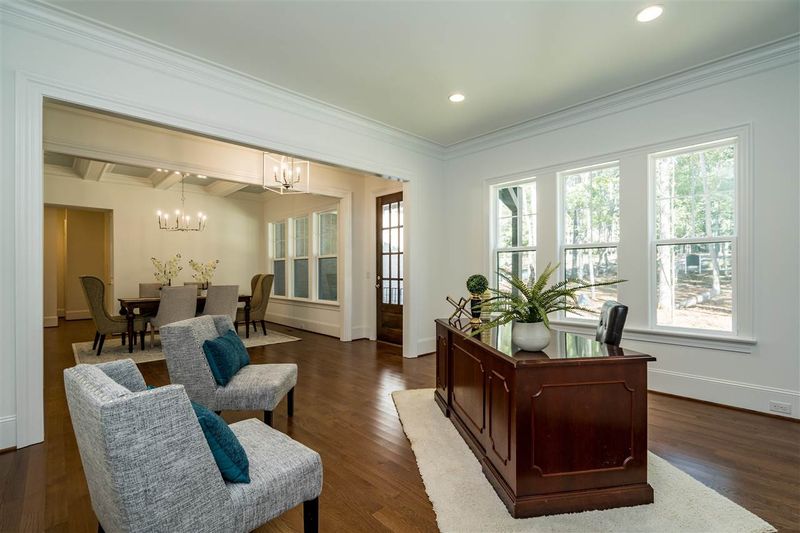 10207 Old Creedmoor Rd, Raleigh, NC 27613