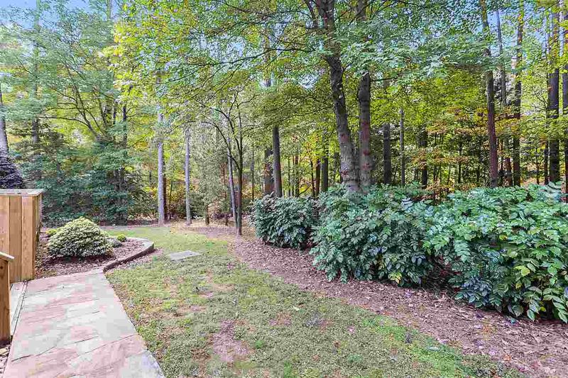 10209 Byrum Woods Dr, Raleigh, NC 27613