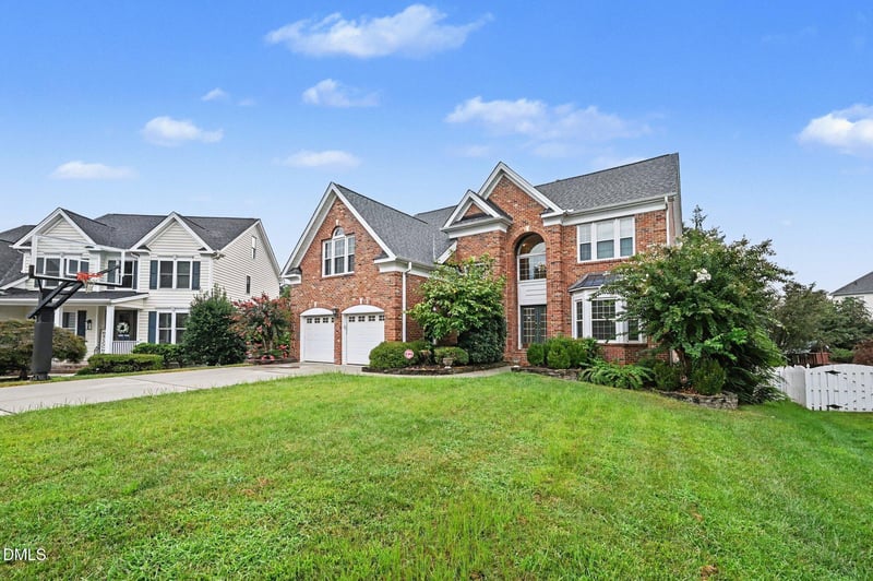 10209 Swanhaven Ct, Raleigh, NC 27617
