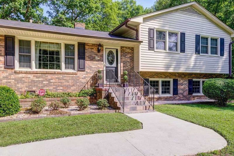 1021 Akron Ave, Durham, NC 27713