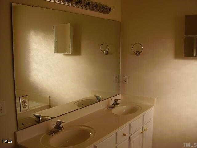 1021 Bergman Dr, Morrisville, NC 27560