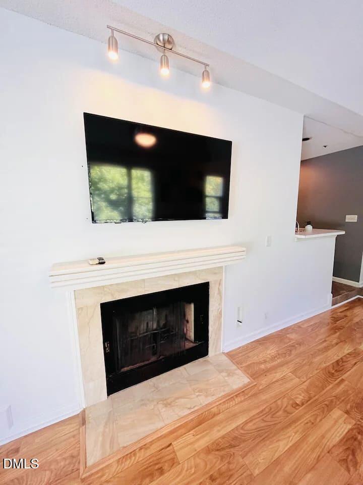 1021 Brighthurst Dr #302, Raleigh, NC 27605