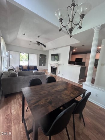 1021 Brighthurst Dr #302, Raleigh, NC 27605