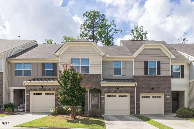 1021 Contessa Dr, Cary, NC 27513