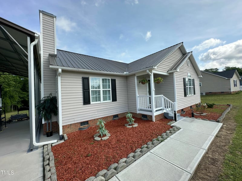 1021 Forest Glen Dr, Raleigh, NC 27603