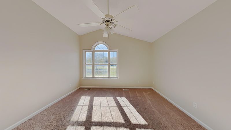 1021 Forest Glenn Dr, Raleigh, NC 27603