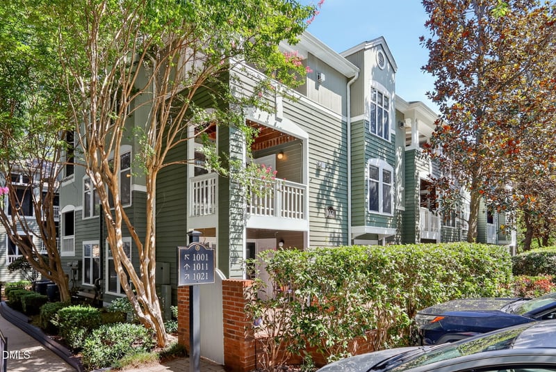 1021 Nicholwood Dr #201, Raleigh, NC 27605