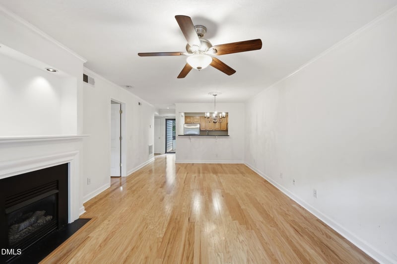 1021 Nicholwood Dr, Raleigh, NC 27605