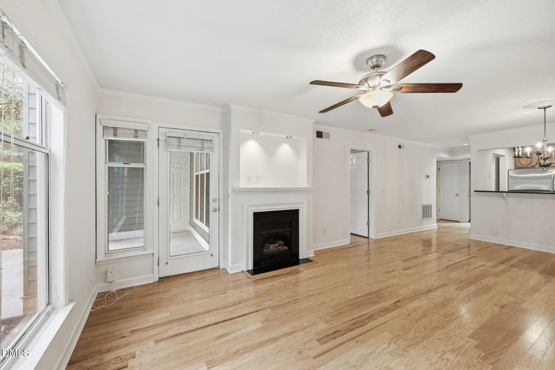 1021 Nicholwood Dr, Raleigh, NC 27605