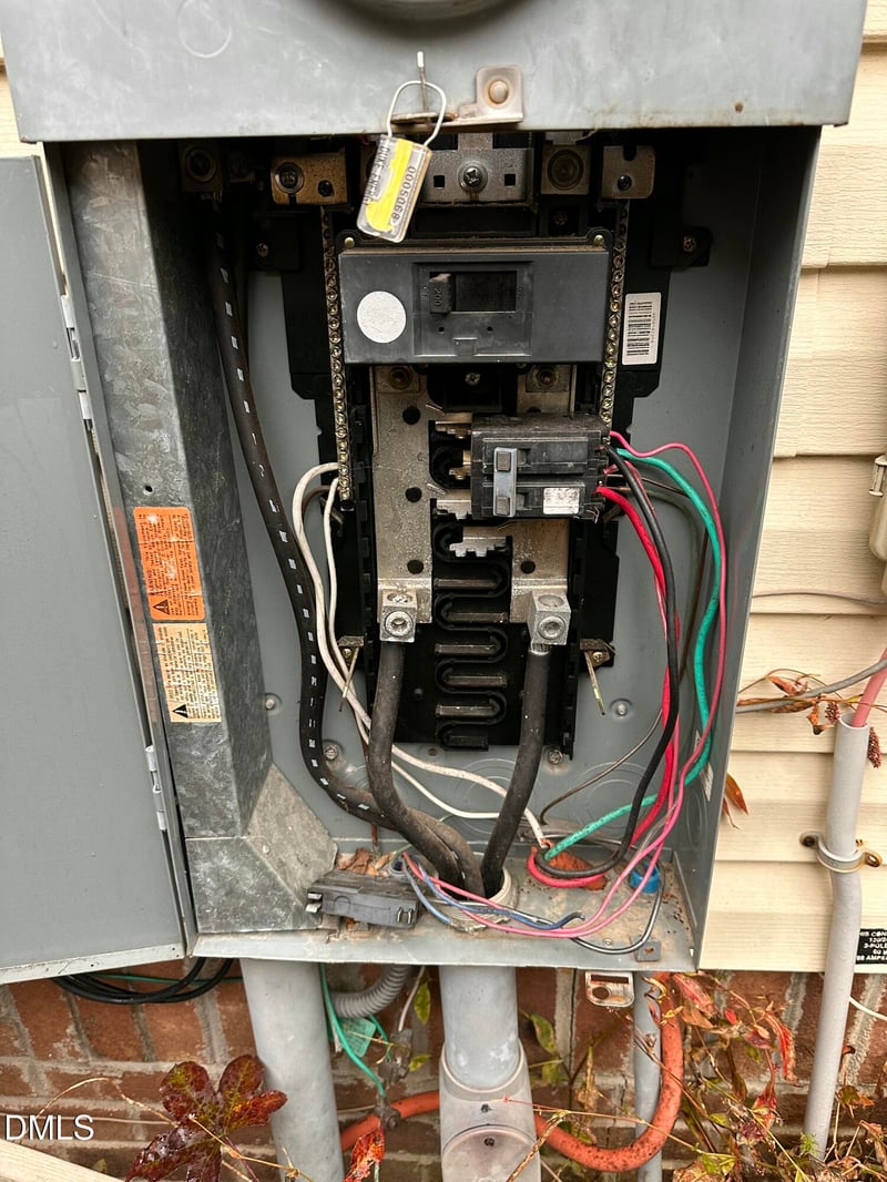 1021 Panseyhill Ln, Willow Springs, NC 27592