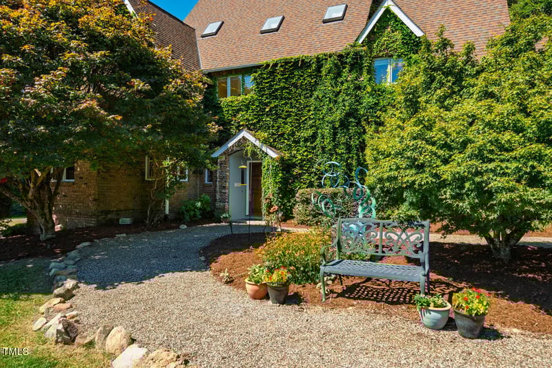 1021 Parchemin Trl, Chapel Hill, NC 27516