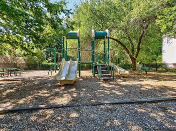 1021 Park Glen Pl, Durham, NC 27713