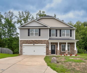 1021 Purple Verbena Ct, Zebulon, NC 27597