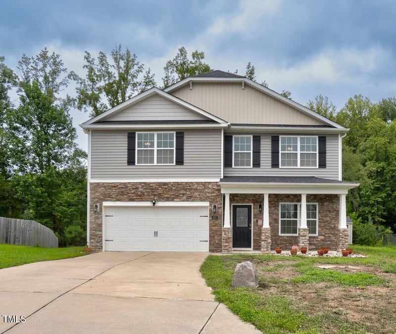 1021 Purple Verbena Ct, Zebulon, NC 27597