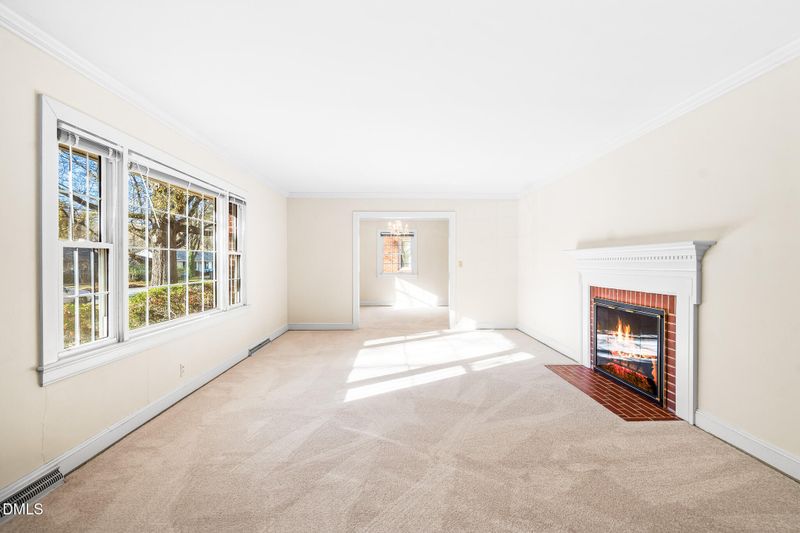 1021 Tarleton Ave, Burlington, NC 27215