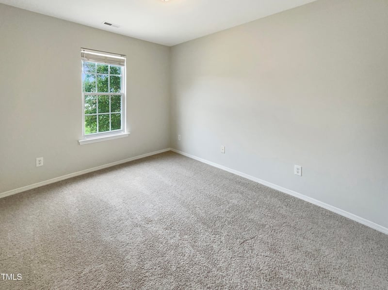 1021 Thornwood Ct, Clayton, NC 27520