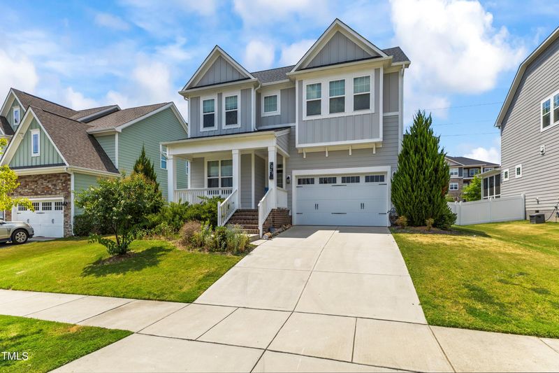 1021 Traditions Ridge Dr, Wake Forest, NC 27587