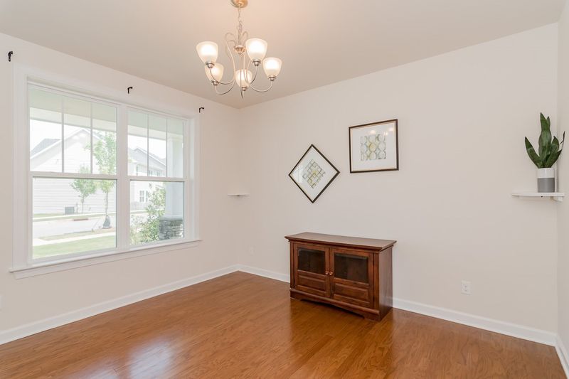 1021 Travern Dr, Raleigh, NC 27603