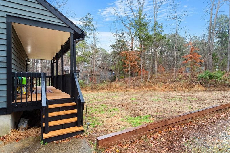 1021 Wedgewood Ln, Durham, NC 27713