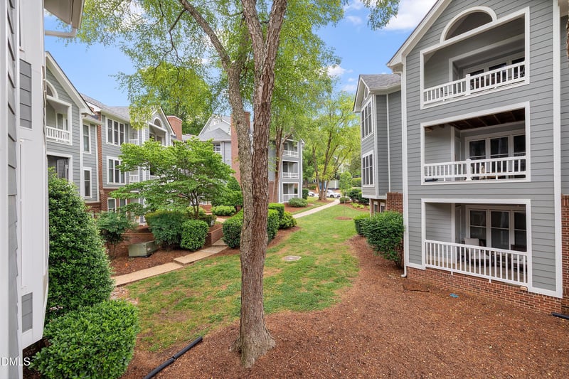 1021 Wirewood Dr #202, Raleigh, NC 27605
