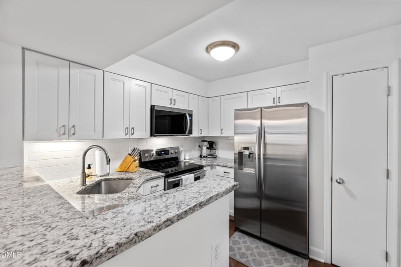 1021 Wirewood Dr #202, Raleigh, NC 27605