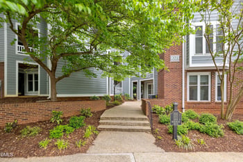 1021 Wirewood Dr #202, Raleigh, NC 27605