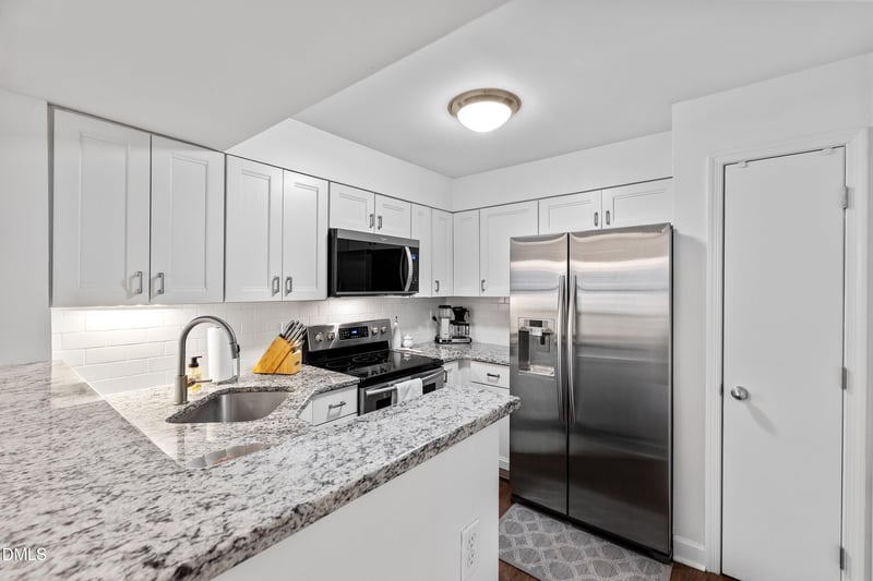 1021 Wirewood Dr #202, Raleigh, NC 27605