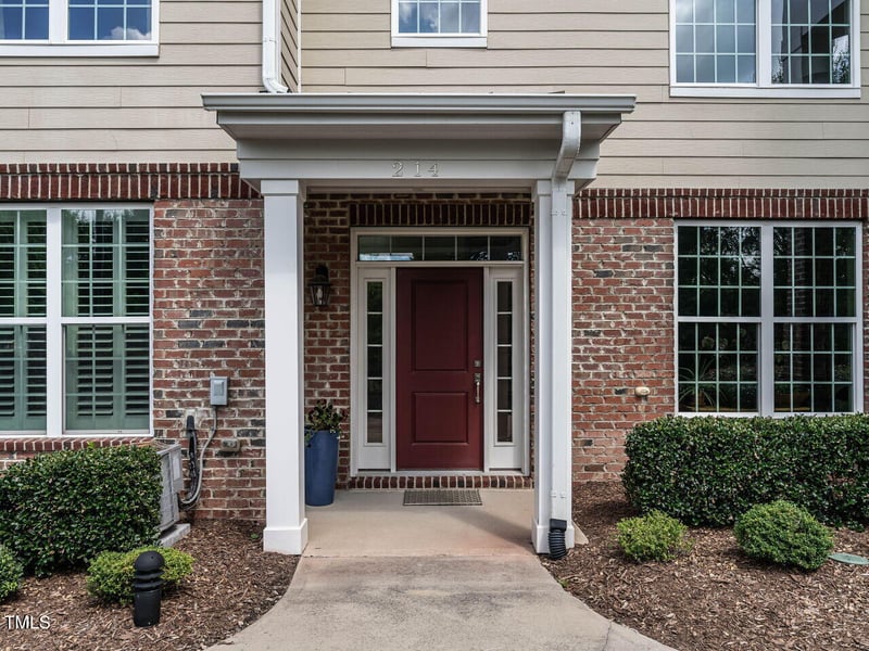 10210 Sablewood Dr #214, Raleigh, NC 27617