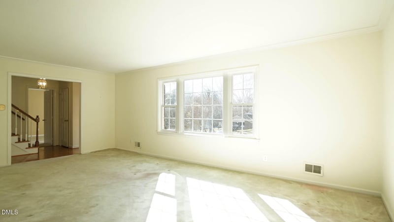 1022 Clare Ct, Cary, NC 27511