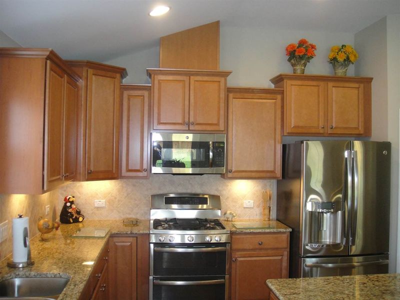 1022 Harvest Point Dr, Fuquay Varina, NC 27526