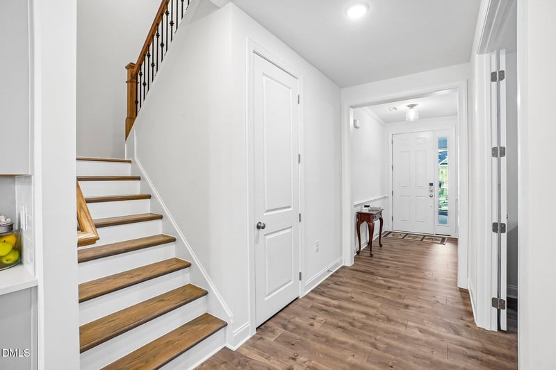 1022 Hillside Falls Dr, Wake Forest, NC 27587