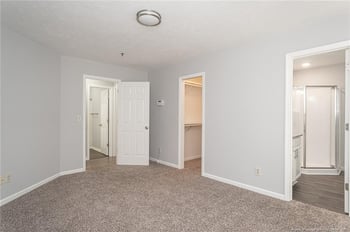 1022 Wood Creek Dr, Fayetteville, NC 28314