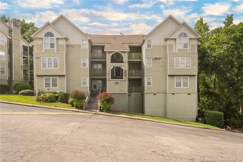 1022 Wood Creek Unit 5 Dr, Fayetteville, NC 28314