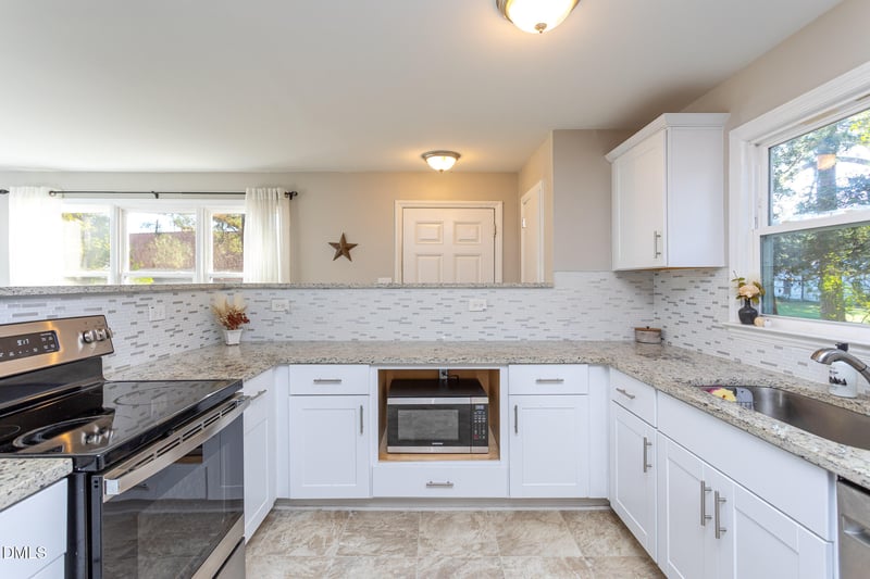 10222 Chestnut St, Middlesex, NC 27557