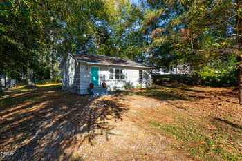 10222 Chestnut St, Middlesex, NC 27557