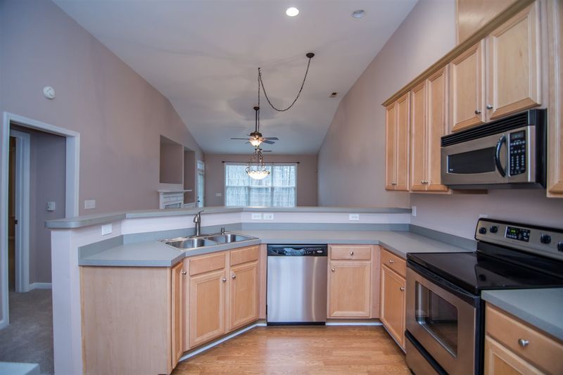 10223 Dapping Dr, Raleigh, NC 27614