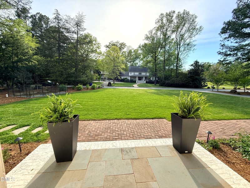 1023 Cleland Dr, Chapel Hill, NC 27517