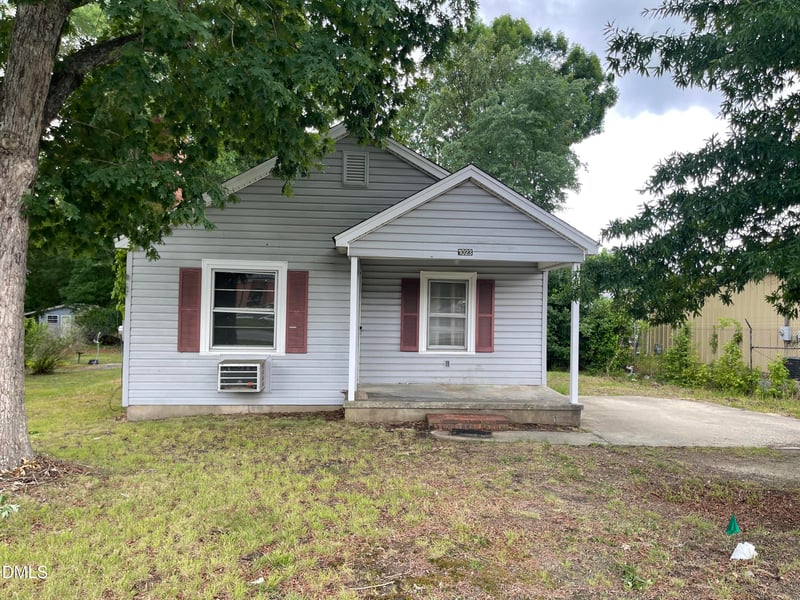 1023 Leasburg Rd, Roxboro, NC 27573